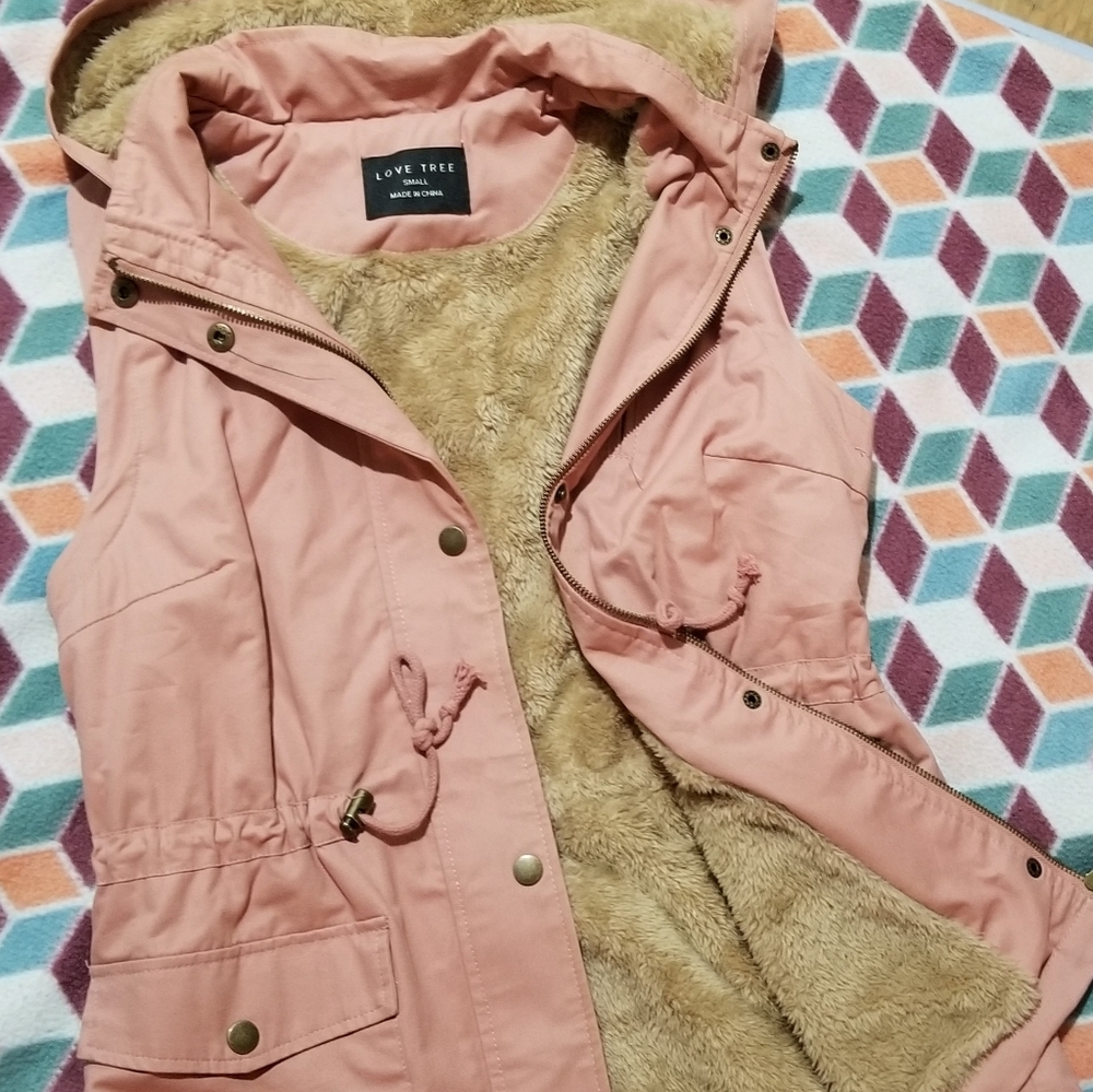 LOVE TREE Pink Hooded Vest with Fur Lining